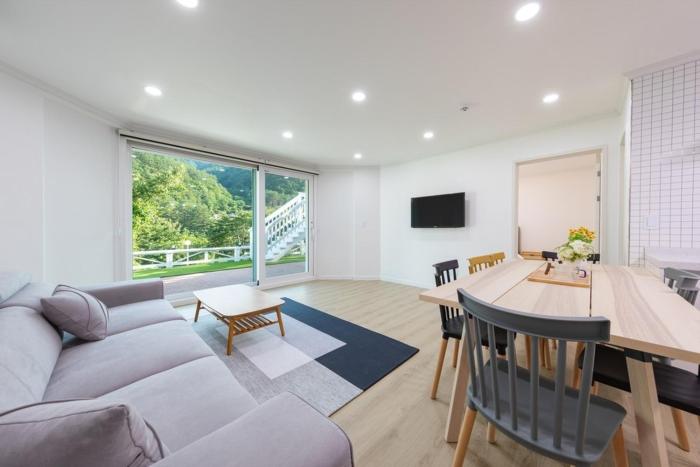 Gangneung Chunja Yeoinsook