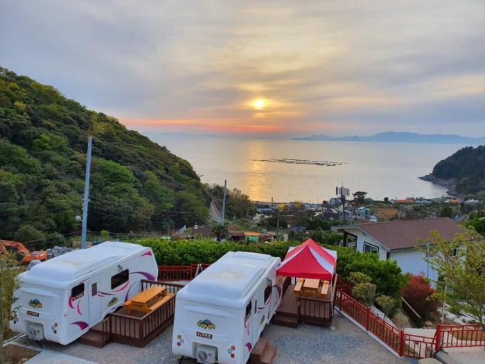 Yokjido Tourist Farm Caravan Camping Site