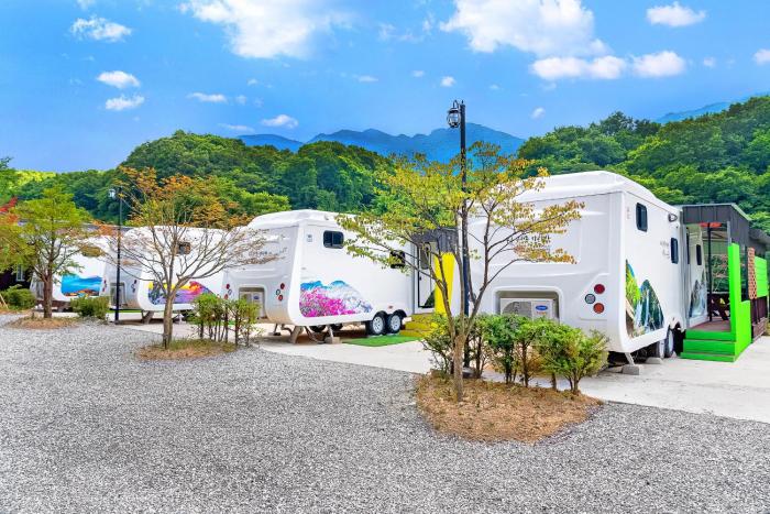 Muju camping Caravan
