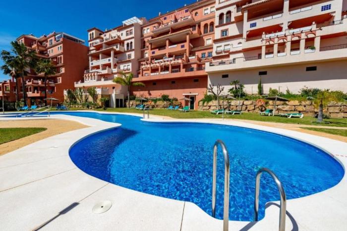 Stunning Apartment in Duquesa Regent