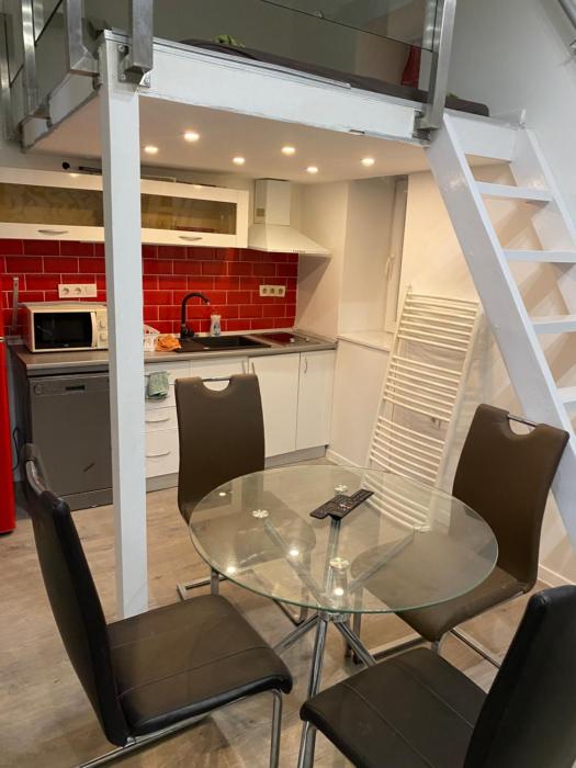 Roland Apartman Downtown - Almassy