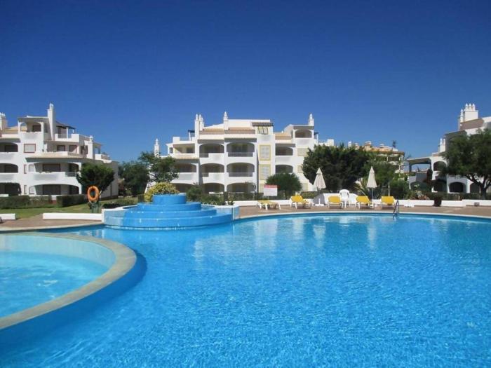 Monteverde Kulle by FHR piscina & parking