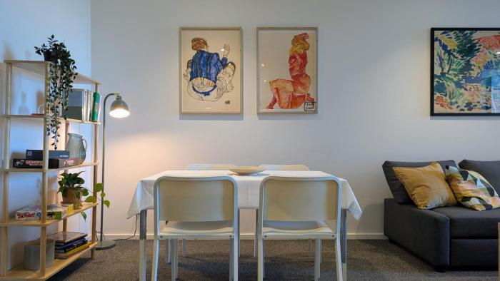 Central CBD apartment with parking available