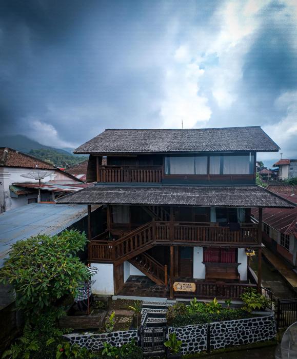 Munduk Tjeraki House