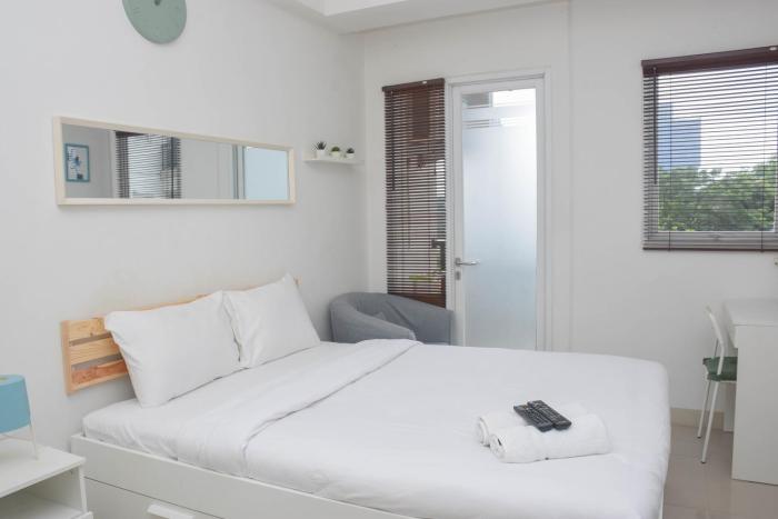 Stunning and Comfy Studio Signature Park Grande Apartment By Travelio