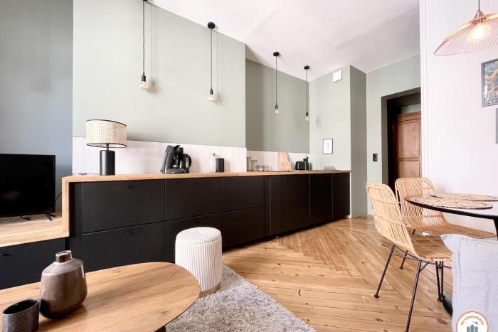 lExotique - Vue Pl Vieux Marché - Standing