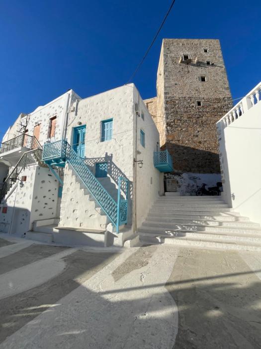 Sarai House - Steps away from Panagia Portaitissa
