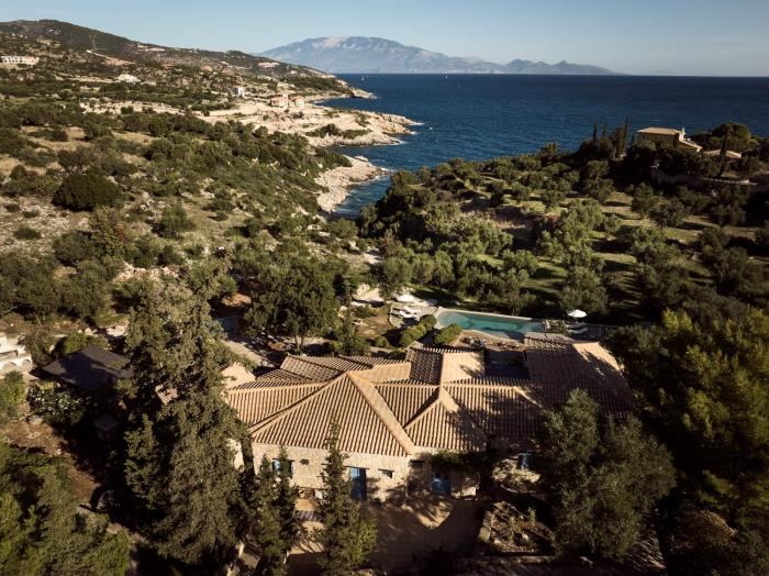 Strofilia Stone Residences