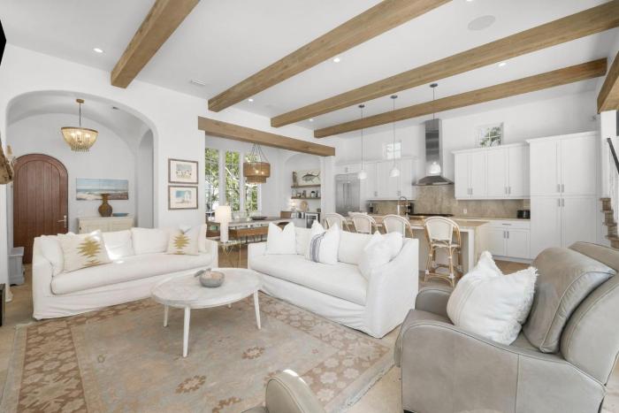 Harper Cottage & Carriage House