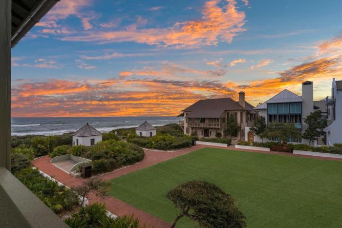 Hope Town Pearl Cottage