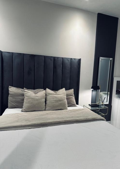 Luxury apartment at the paramount