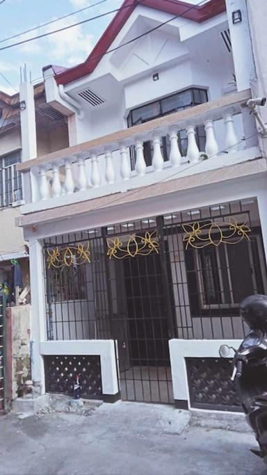 2BR ENTIRE Familyhome near NAIA,MOA,BGC