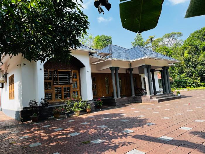 Entire Private Luxury Resort in Wayanad - Cinnamon Villa Wayanad