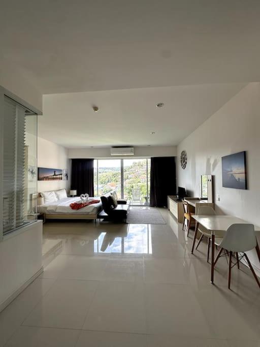 Chic condo студия 6 этаж