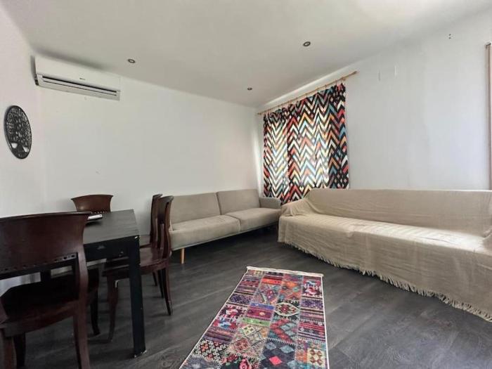 Casa Vallromanes Rest House