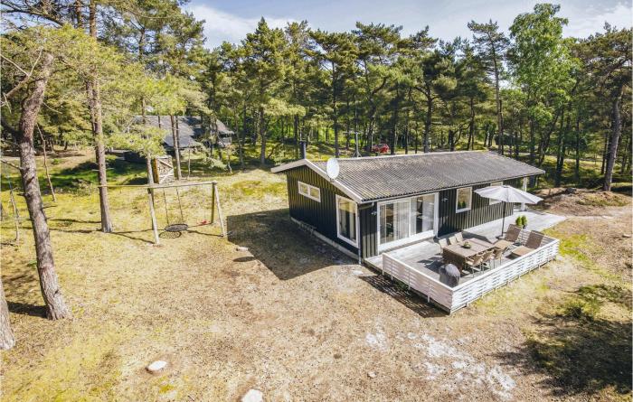 Three-Bedroom Holiday Home In Nexo