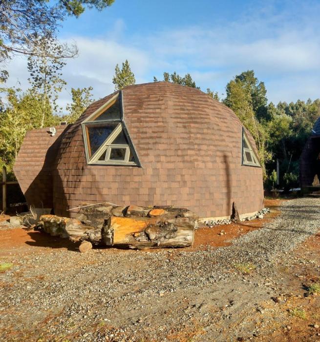 Domos Entre Luna y Bosque