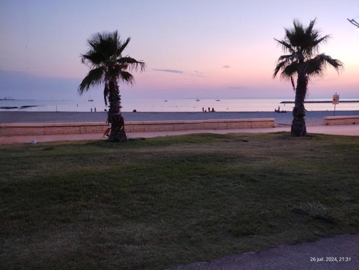 Vela Aurea, Studio 4 couchages en rez de jardin, avec terrasse et parking, à 500m de la plage