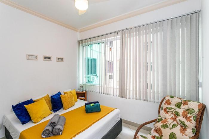 Copacabana: Praia, Conforto e Charme para 4