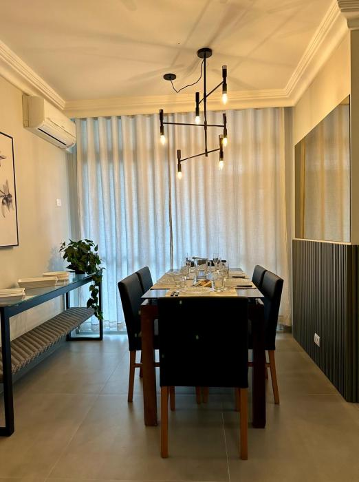 Luxo & Conforto no melhor do Guarujá, 250m Praia