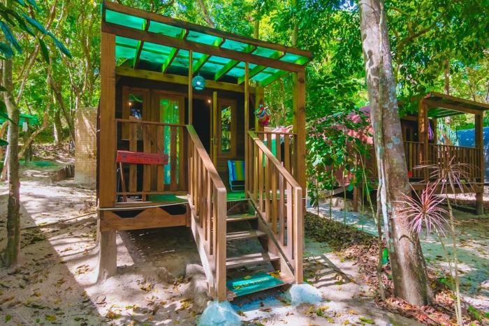 Alquimia Zen IGLUs de eucalipto na Reserva Aruá