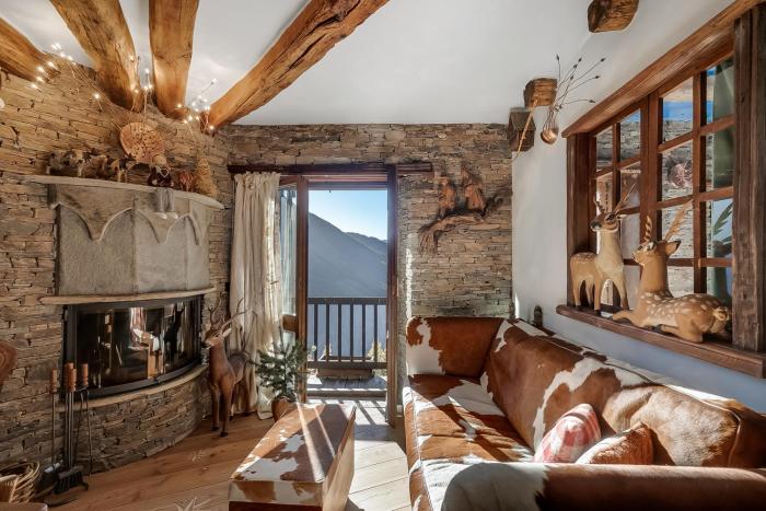 Grange Romantic Retreat Mountain View - Happy Rentals