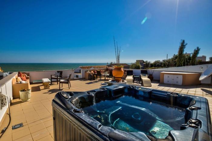 Carvoeiro Bay D - Townhouse With Great view
