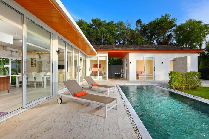 4bdr Modern Villa Signature by CapitalPro