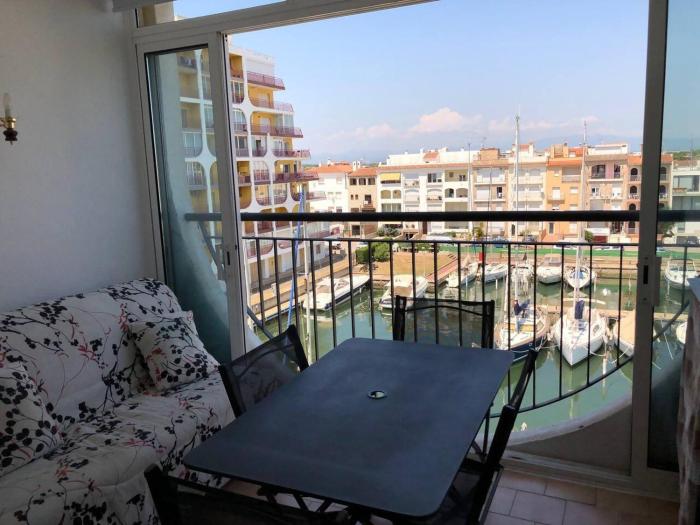 AwayDays - 67 - Estudio con Vistas al Canal