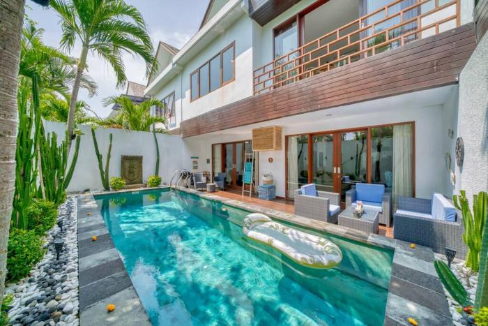 Elegant 3bd Villa with Pool 5 min Walk to Cemagi Beach