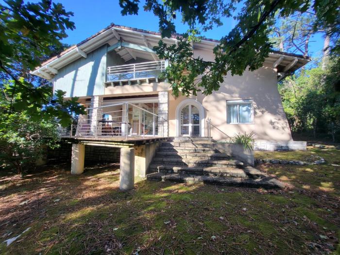 Villa PERICA pour 10 personnes. Entre lac et océan. Wifi gratuit.