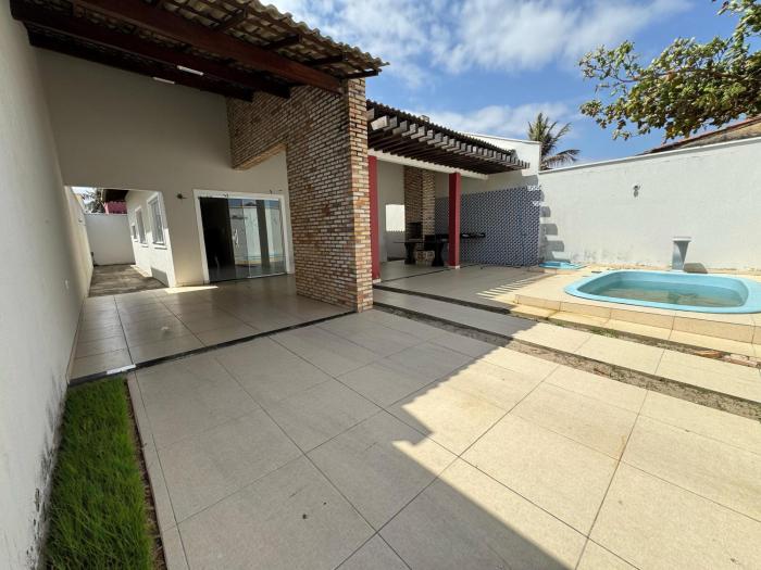 Casa próxima a praia de Atalaia