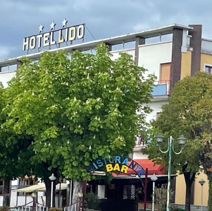 hotel lido