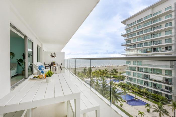 Morros Pelican Summer - Livin Colombia