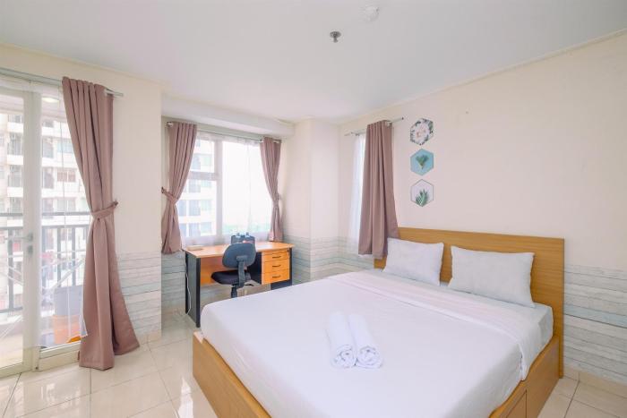 Fully Furnished and Comfy Studio Apartment Margonda Residence 3 By Travelio