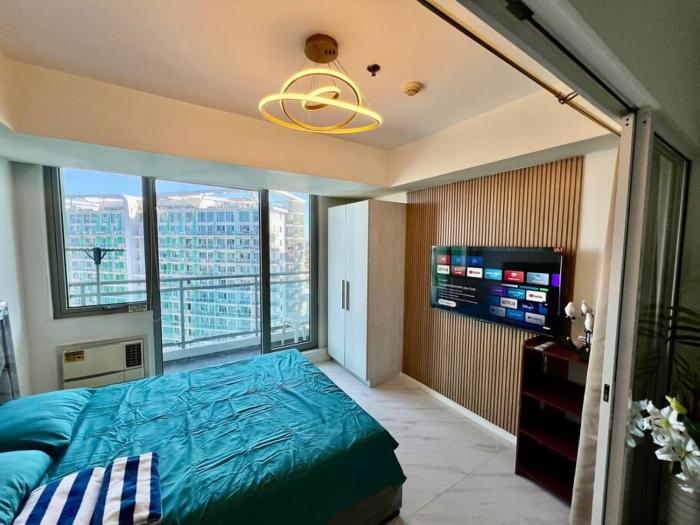 Azure South Bicutan spacious 1BR BEST view