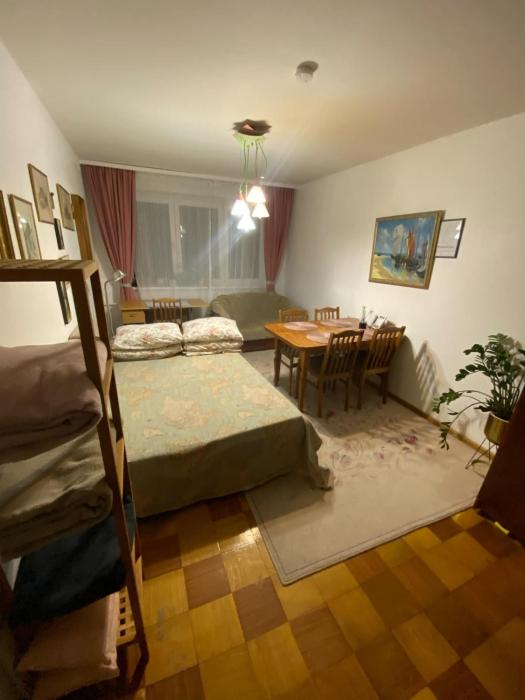 Įdomus būstas ant Neries skardžio