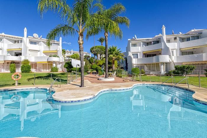 E04 Jardines 1 - Apartment