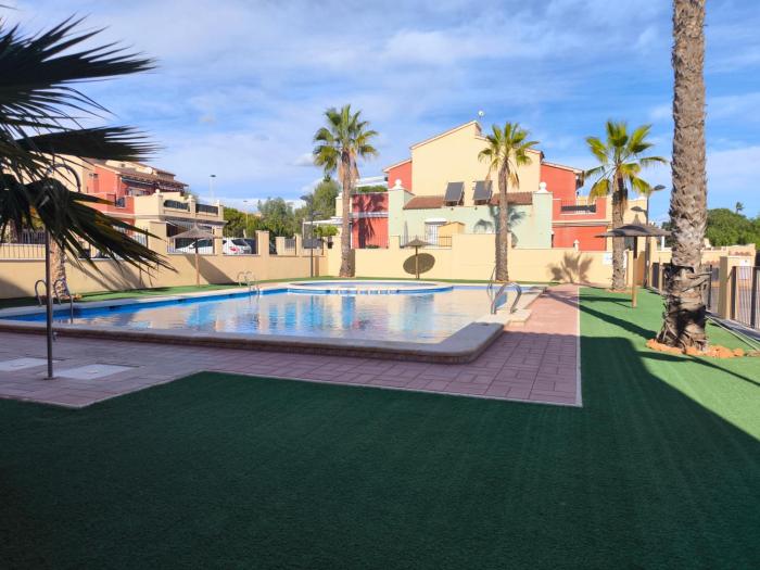 Beach Pool Av Mancha