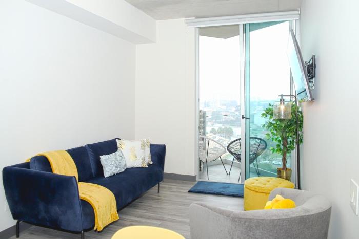 Indigo at 11, City Views and Wonderland Vibes!