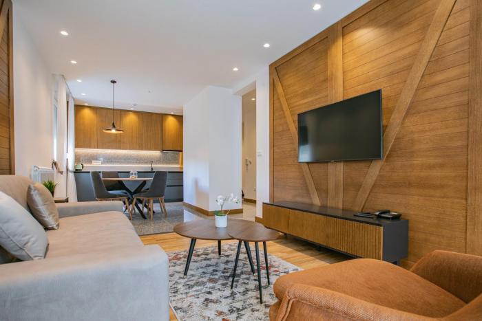 Teodora Modern Mountain