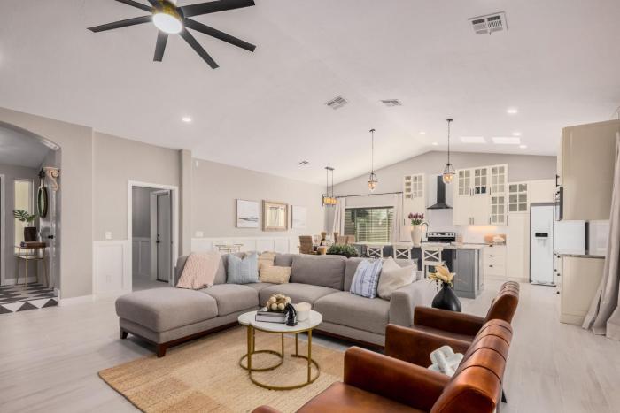 Cozy Exquisite Golf Course Home in Alta Mesa