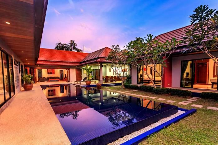 Frangipani pool villa - garden, BBQ & maid