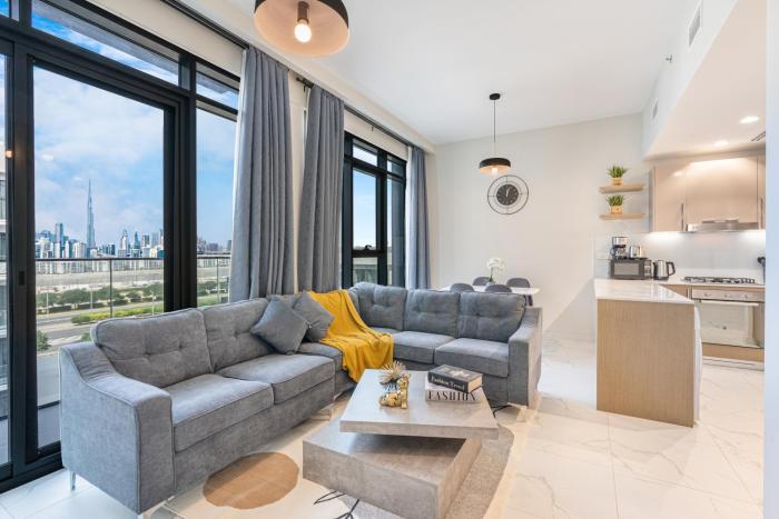 Bright & Modern Home with Burj Khalifa Views