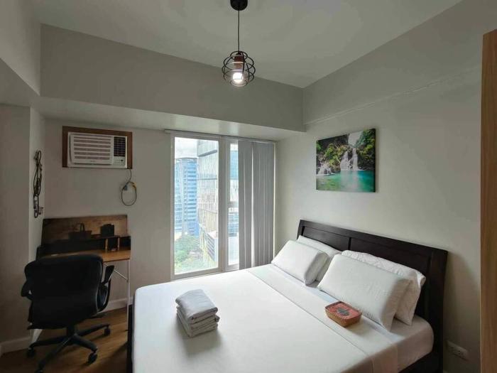 Solinea Tower 3, Lazuli 2506A