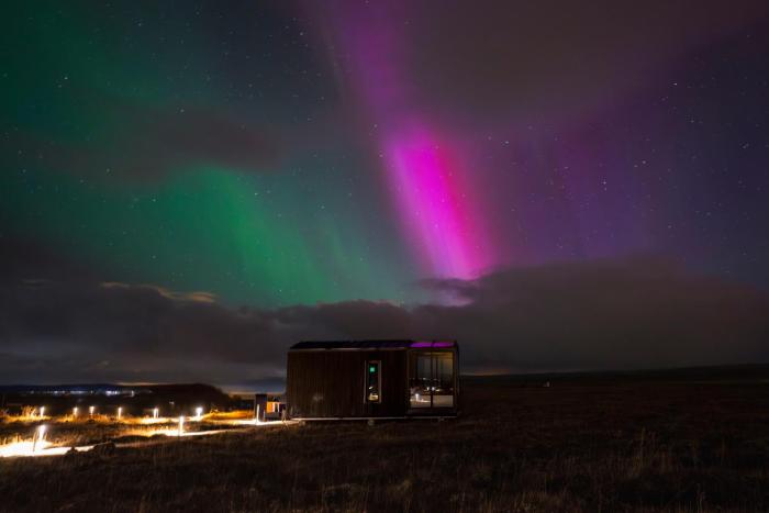 Tiny Glass lodge Experience The Nature