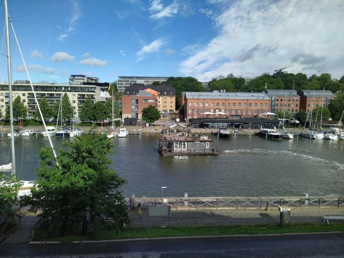 Föri condo, sauna and parking