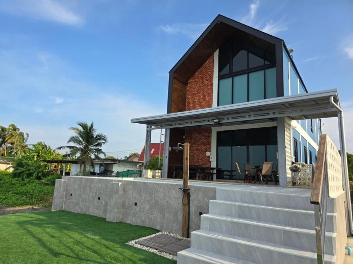 Talaytime Pool Villa