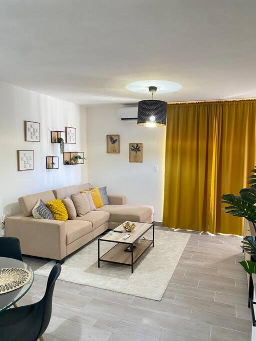 Céntrico apto de 3 habitaciones en Jardines Punta Cana