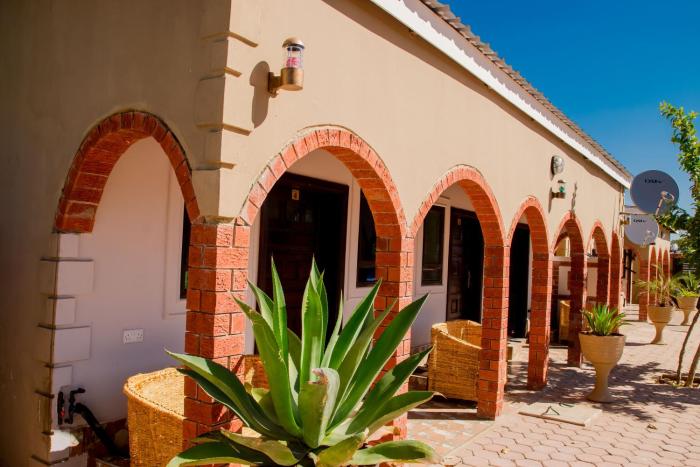 Teka-Teka Apartments And Tours